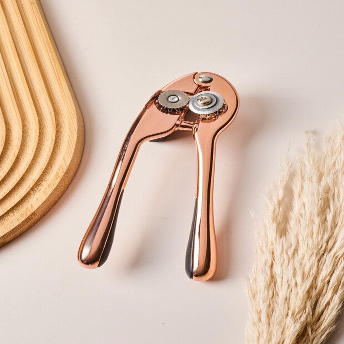 Rose Gold Can Opener – Ergonomic Design for Easy Opening