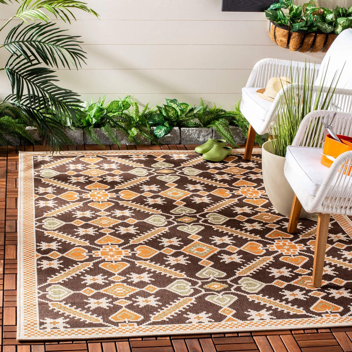 Safavieh Veranda Hafida 4-ft x 5-ft-7-in Chocolate/Terracotta Indoor/Outdoor Abstract Coastal Area Rug